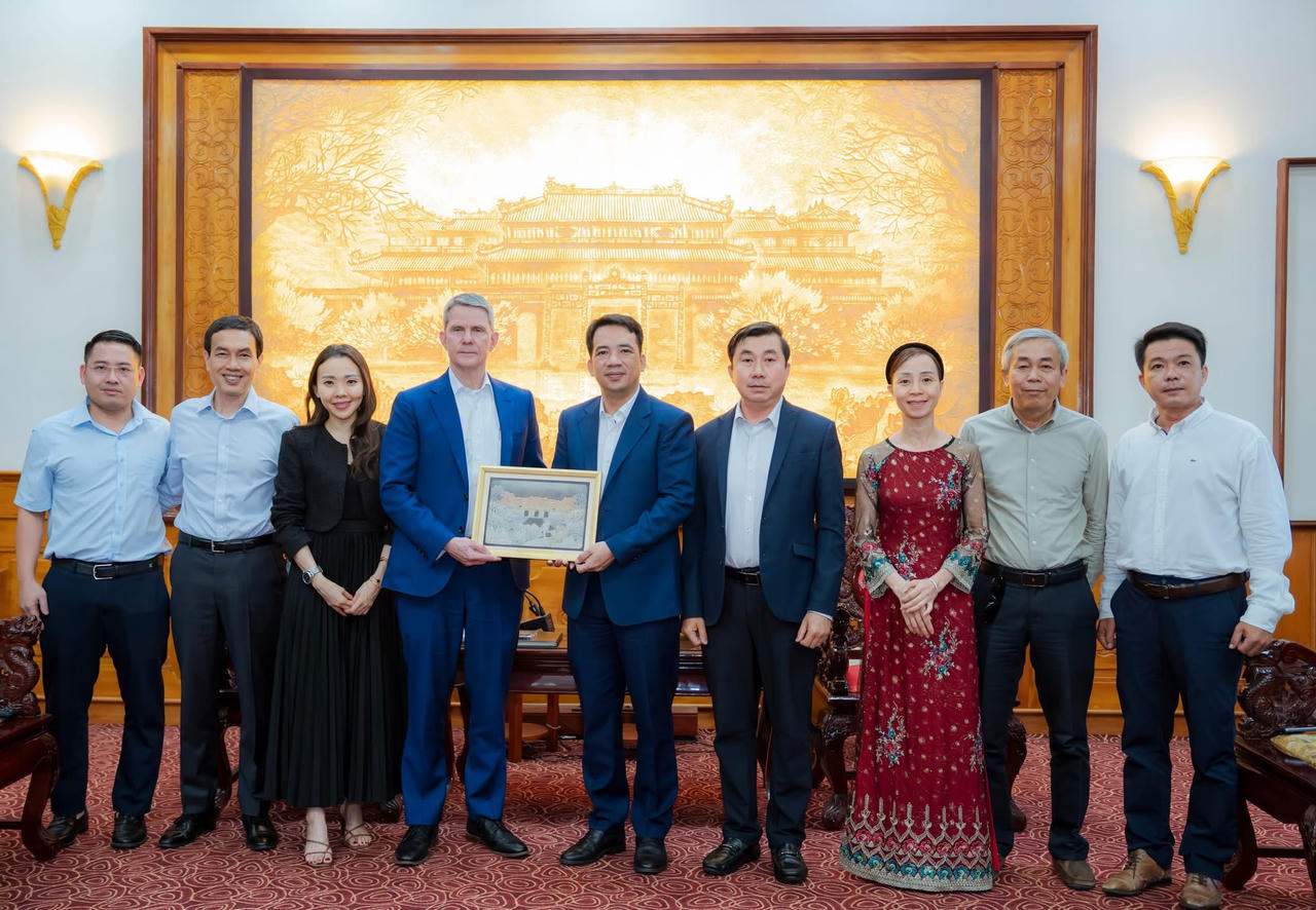 TP Huế thúc đẩy hợp tác truyền thông quốc tế với CNN
