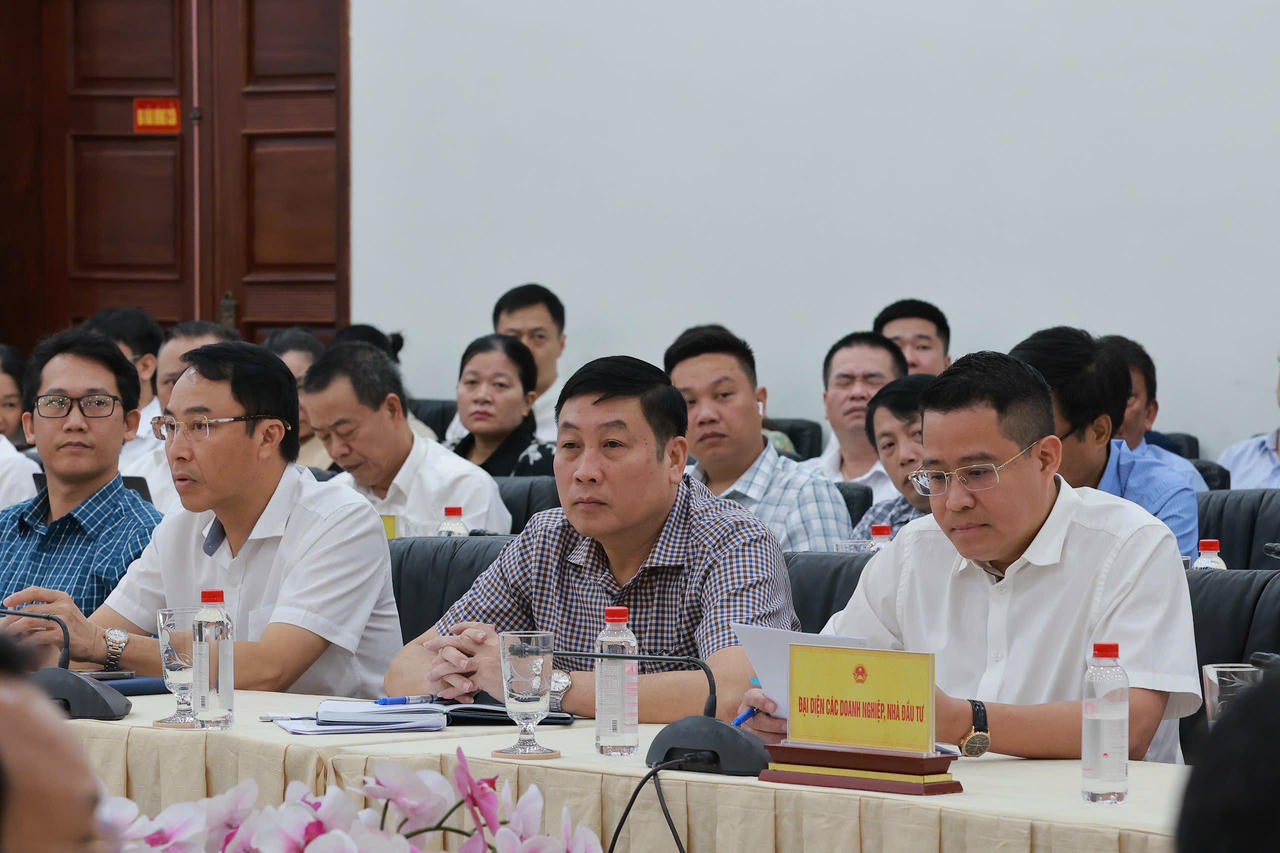Lào Cai tổ chức hội nghị 'gỡ khó' cho doanh nghiệp, nhà đầu tư lĩnh vực công nghiệp và khai khoáng 