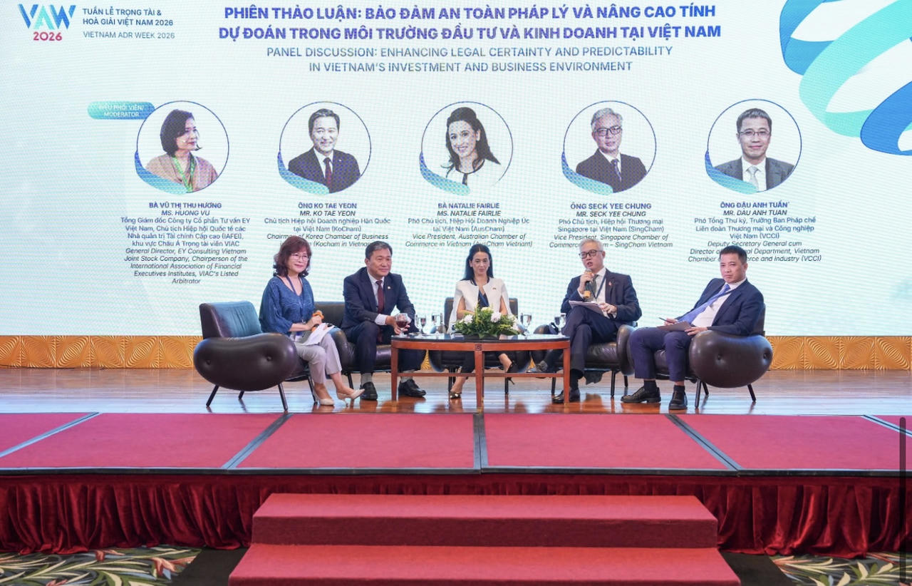 Phiên thảo luận "Bảo đảm an toàn pháp lý và nâng cao tính dự đoán trong môi trường đầu tư và kinh doanh tại Việt Nam".
