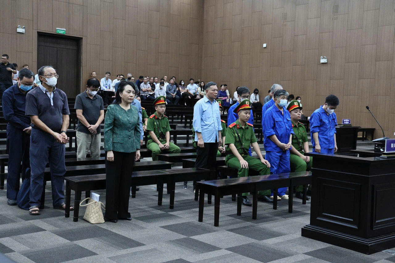 Cựu Bộ trưởng Nguyễn Thị Kim Tiến bị tuyên 6 năm tù