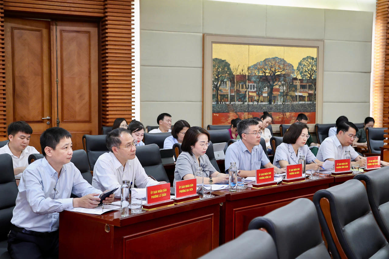 Thứ trưởng Bộ Tư pháp Nguyễn Thanh Tịnh khảo sát việc thực hiện các Nghị quyết về cải cách thủ tục hành chính tại Hải Phòng