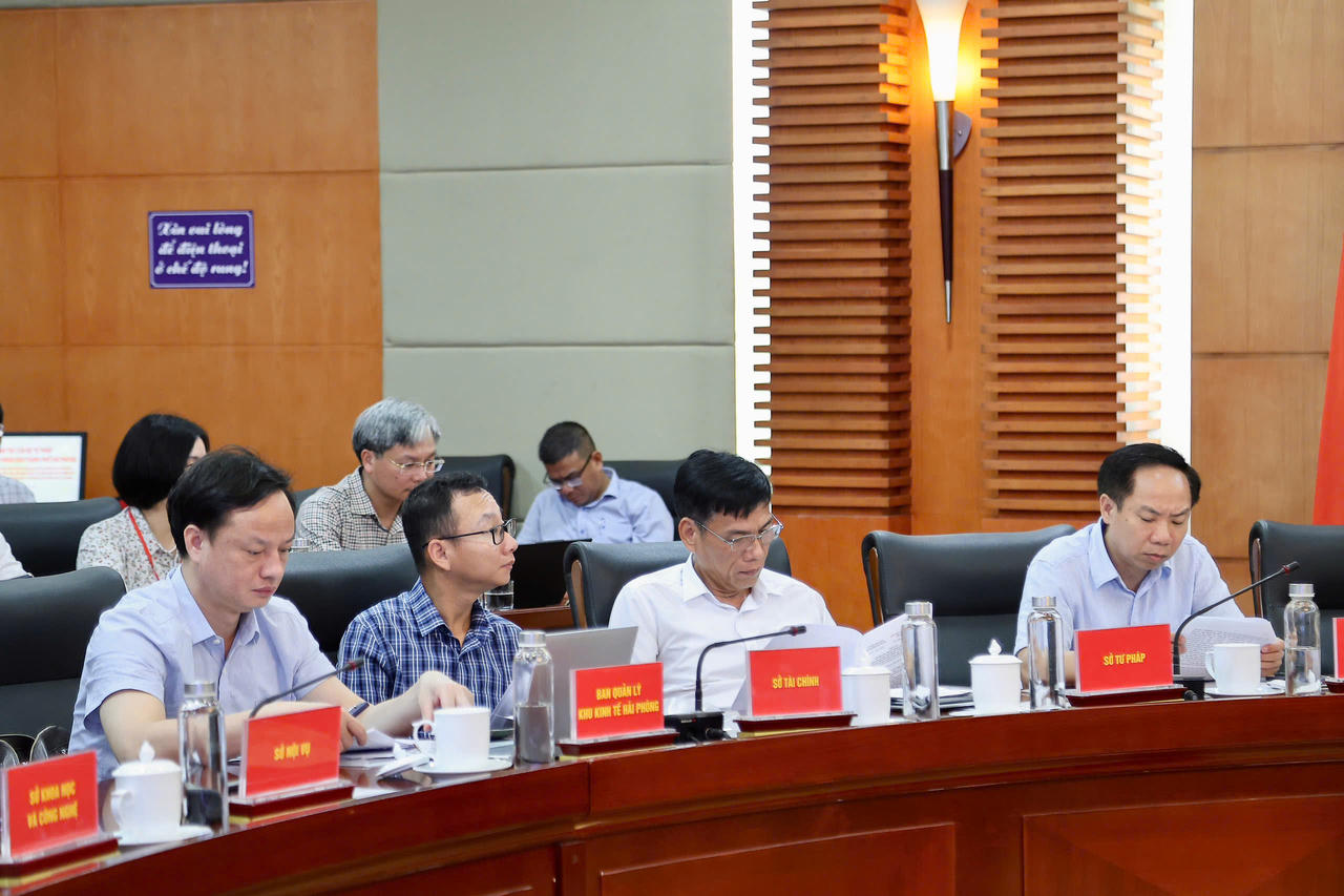 Thứ trưởng Bộ Tư pháp Nguyễn Thanh Tịnh khảo sát việc thực hiện các Nghị quyết về cải cách thủ tục hành chính tại Hải Phòng