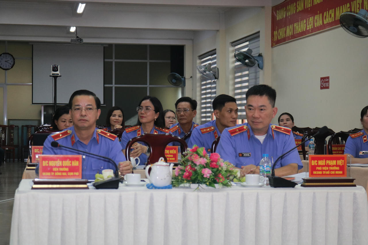 Các đại biểu tham dự Hội nghị.
