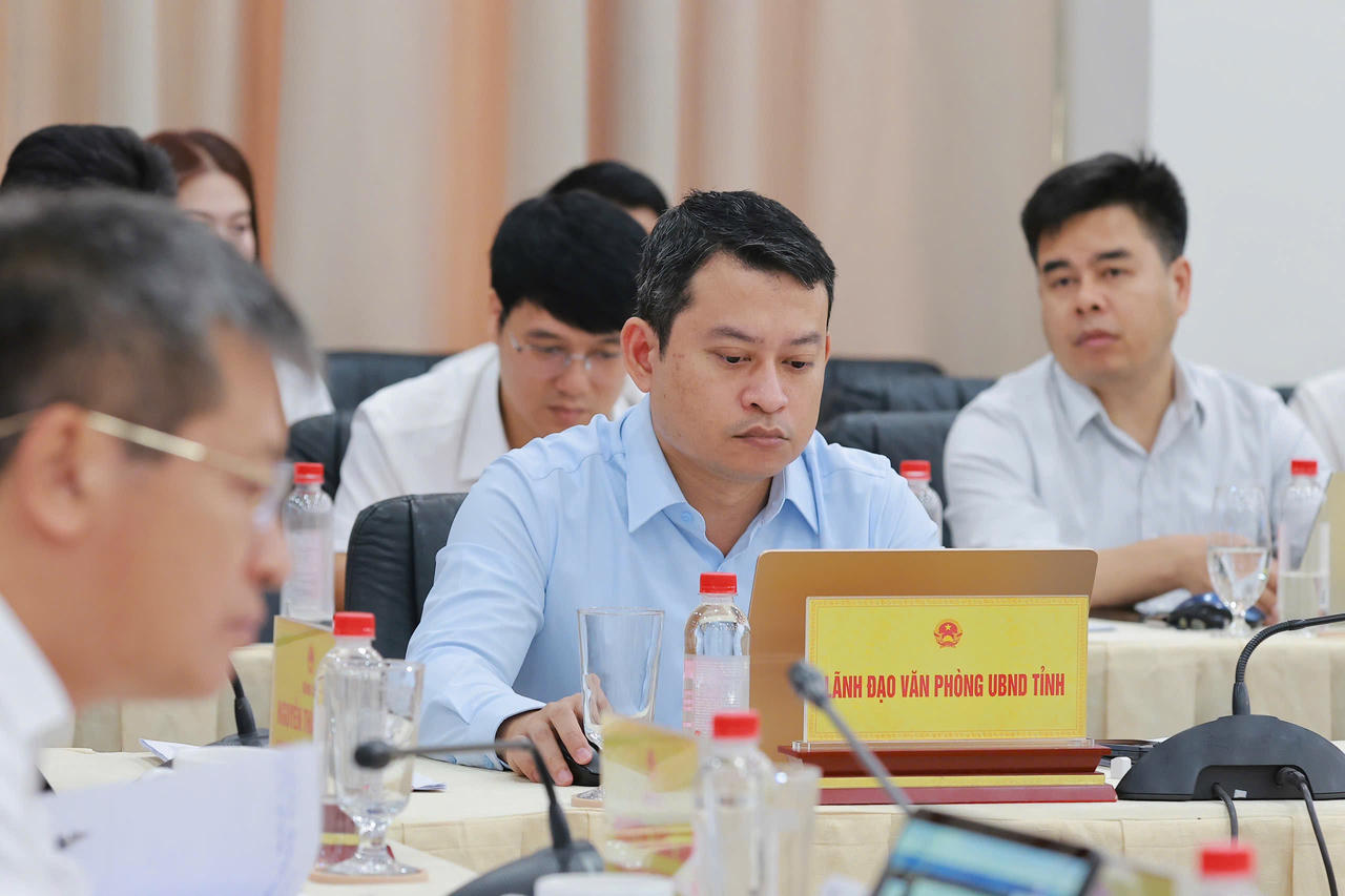 Lào Cai tổ chức hội nghị 'gỡ khó' cho doanh nghiệp, nhà đầu tư lĩnh vực công nghiệp và khai khoáng 