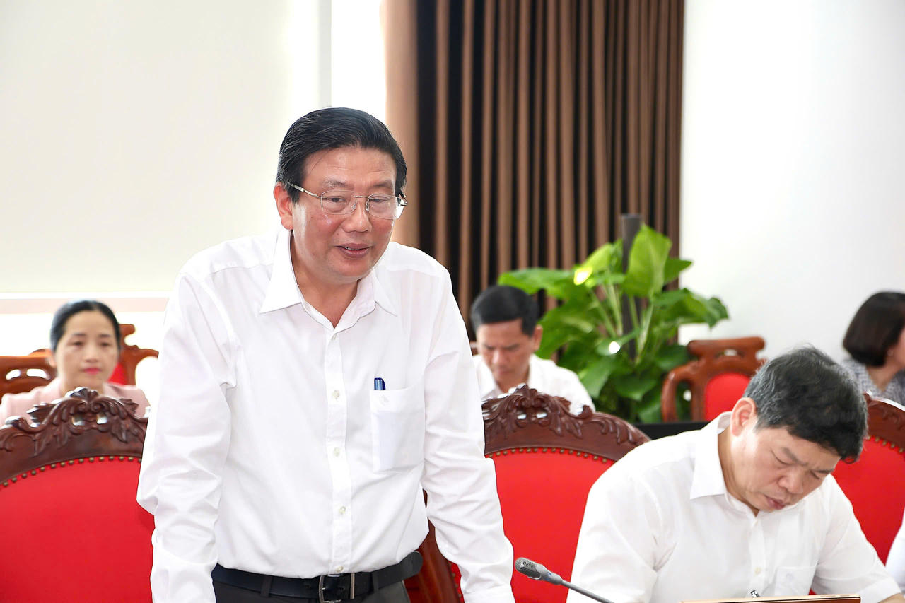  Ông Nguyễn Quang Phúc, Ủy viên Ban Thường vụ Thành ủy, Trưởng Ban Tuyên giáo và Dân vận Thành ủy Hải Phòng phát biểu tại buổi làm việc.