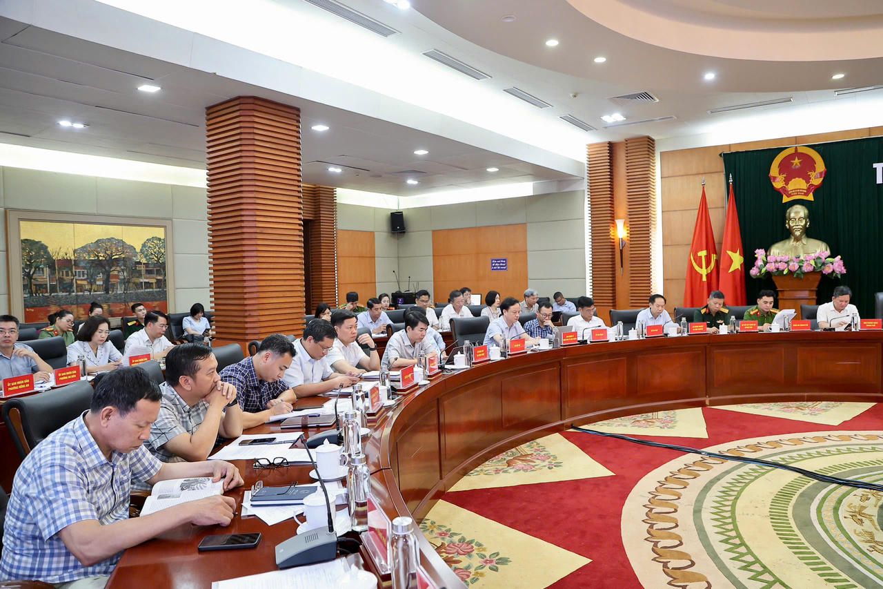 Thứ trưởng Bộ Tư pháp Nguyễn Thanh Tịnh khảo sát việc thực hiện các Nghị quyết về cải cách thủ tục hành chính tại Hải Phòng