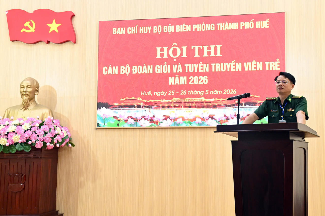 Đại tá Đặng Ngọc Hiệu, Bí thư Đảng ủy, Chính ủy BĐBP TP Huế phát biểu tại hội thi.