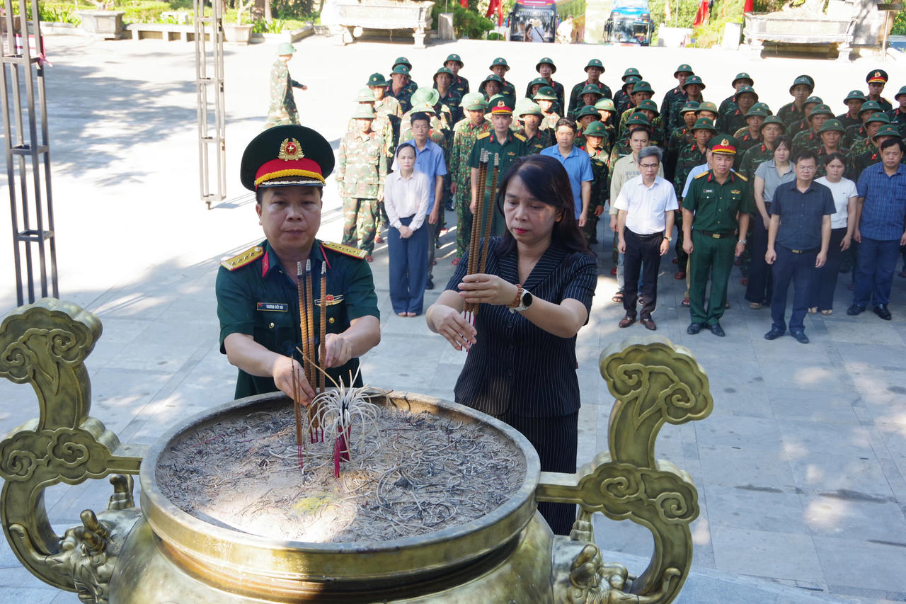 'Chiến dịch 500 ngày đêm' - Hành trình trả lại tên cho Anh hùng liệt sĩ