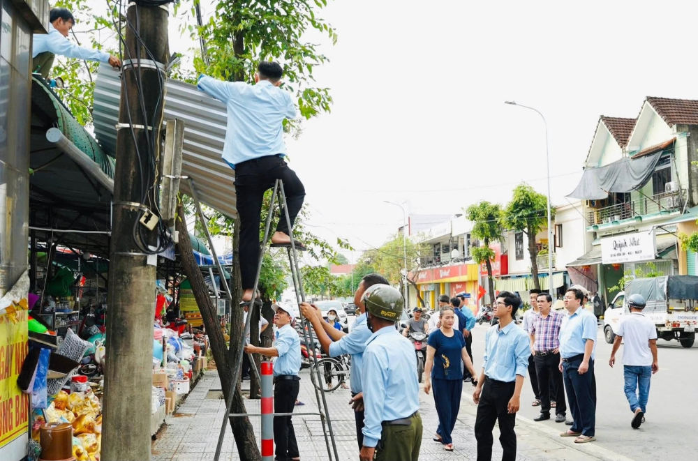 Các địa phương ra quân lập lại trật tự đô thị.