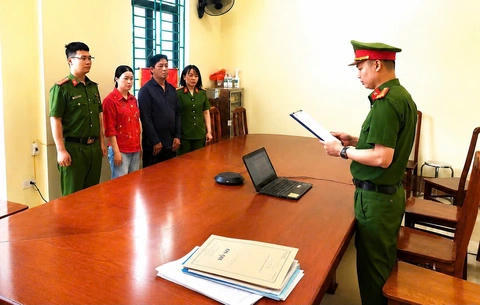 Gây tai nạn khi chở du khách người Anh, tài xế ở Tuyên Quang bị khởi tố