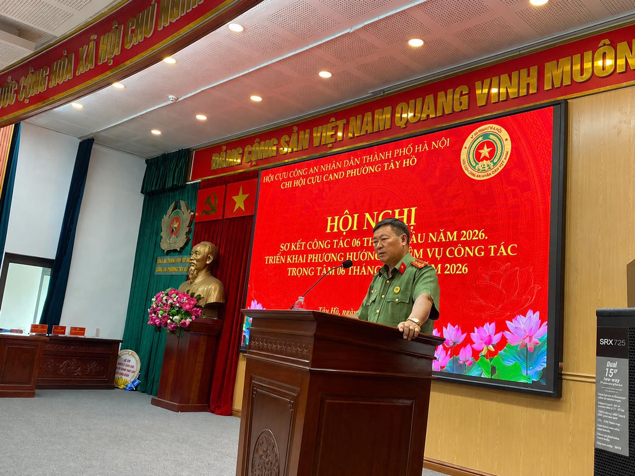 Đại tá Phạm Văn Đông - Ủy viên BCH, Phó ban tổ chức chính sách Hội cựu CAND thành phố Hà Nội phát biểu.