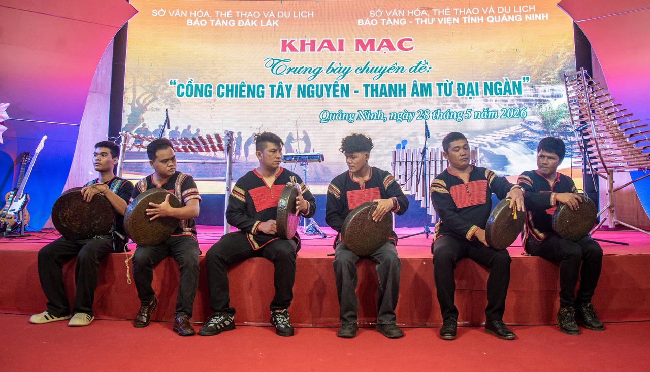 Cồng chiêng Tây Nguyên – Thanh âm từ Đại ngàn đến đất Mỏ Anh hùng
