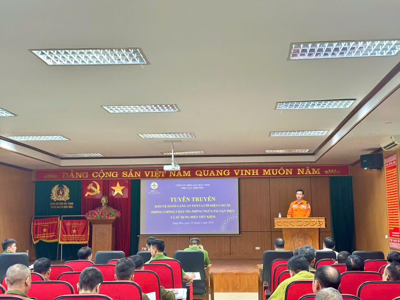 Toàn cảnh buổi tuyên truyền. (Ảnh: Thanh Hương)