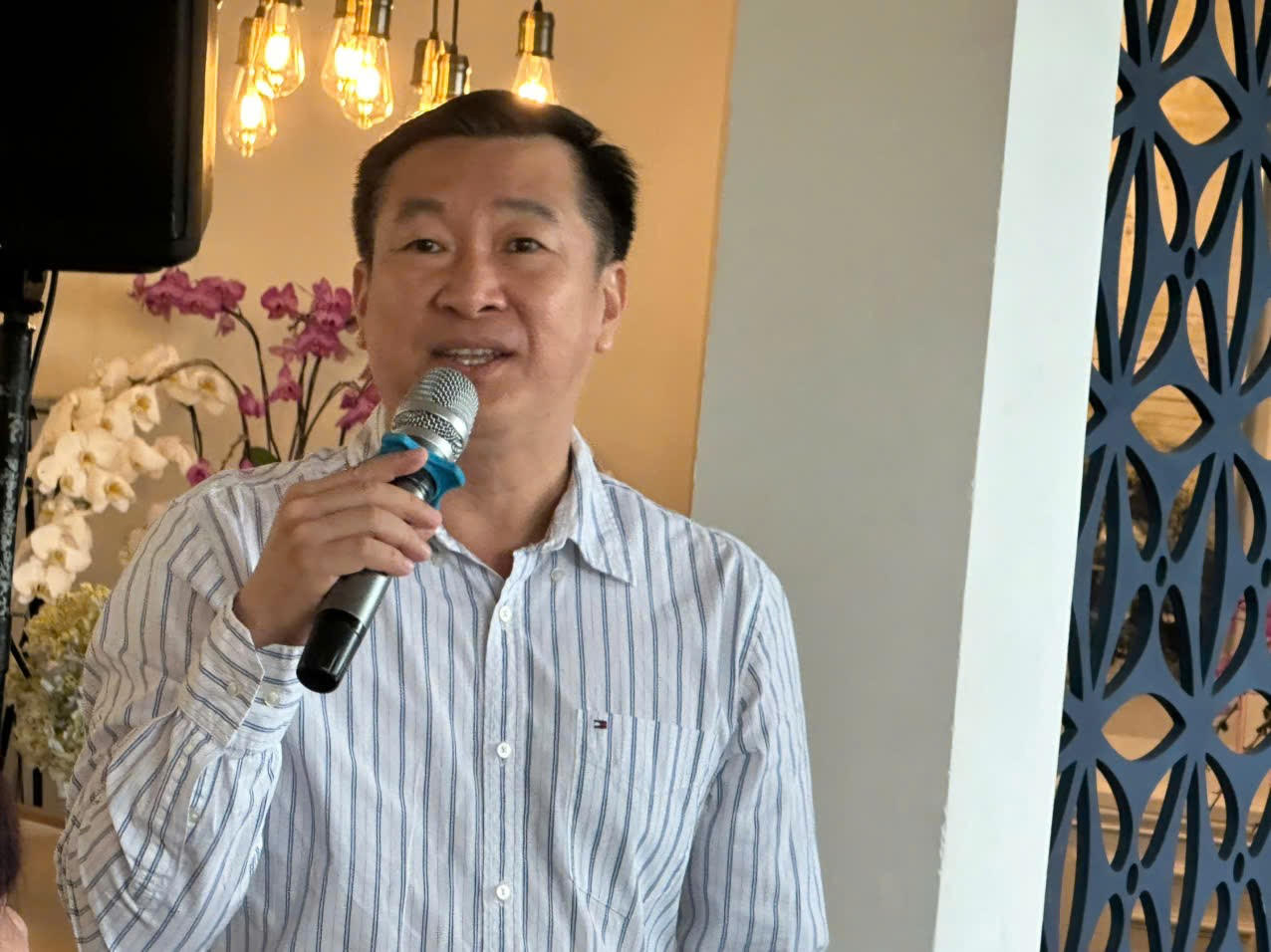 Ông Đỗ Thanh Tuấn - Giám đốc đối ngoại Cty cổ phần Sữa Việt Nam (Vinamilk) chia sẻ về hoạt động của doanh nghiệp.