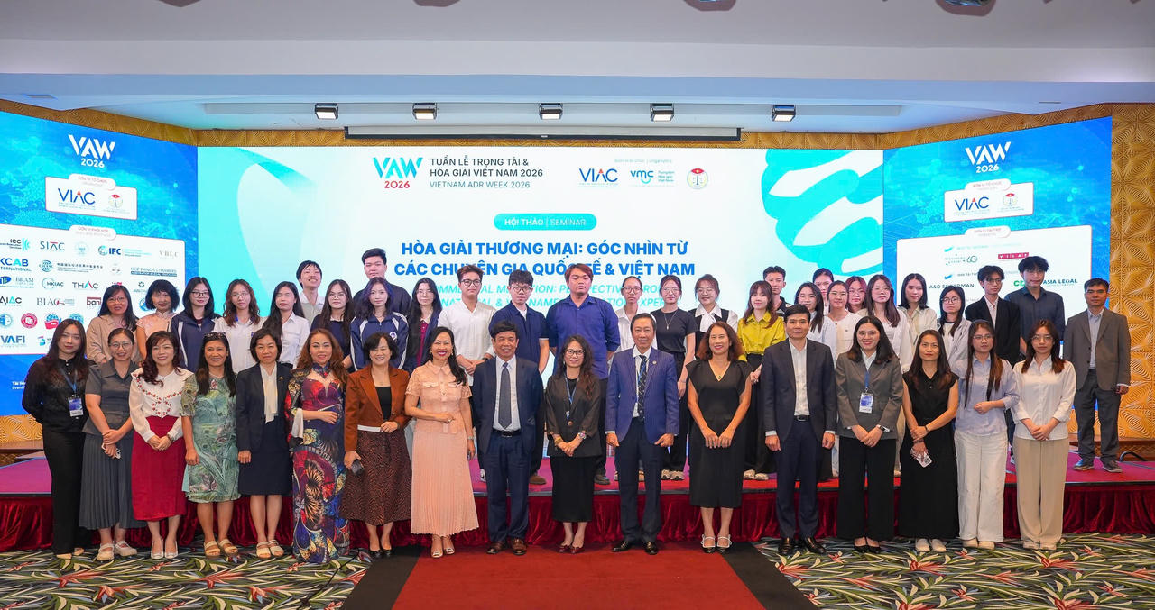 Các đại biểu tham dự Hội thảo. 