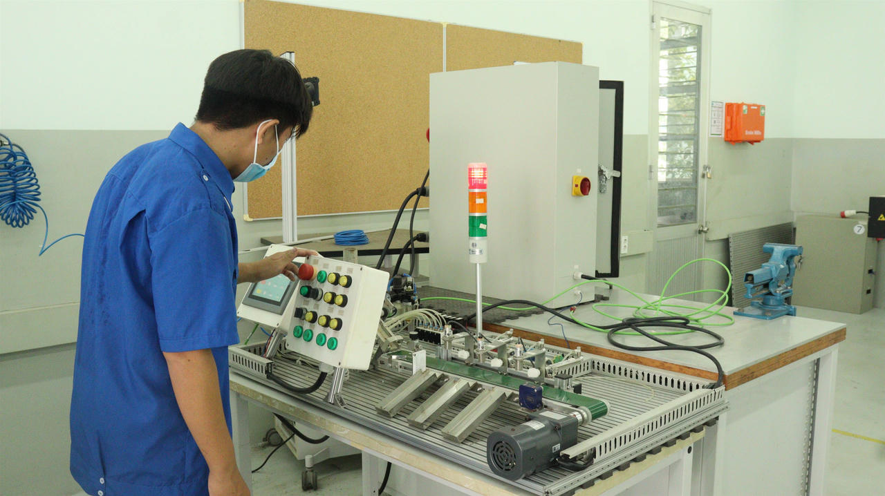 Tây Ninh cũng đang đẩy mạnh ứng dụng công nghệ thông tin trong dạy và học 