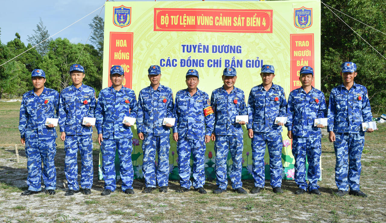 BTL Vùng Cảnh sát biển 4 kiểm tra bắn đạn thật năm 2026