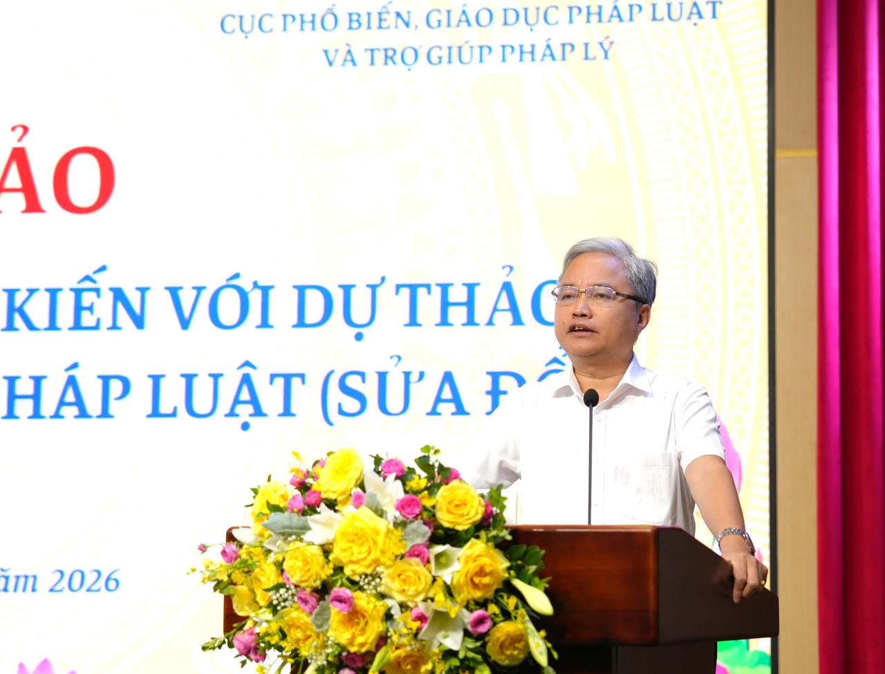 Phó Bí thư chuyên trách Đảng ủy Bộ Tư pháp Nguyễn Quang Thái phát biểu chỉ đạo