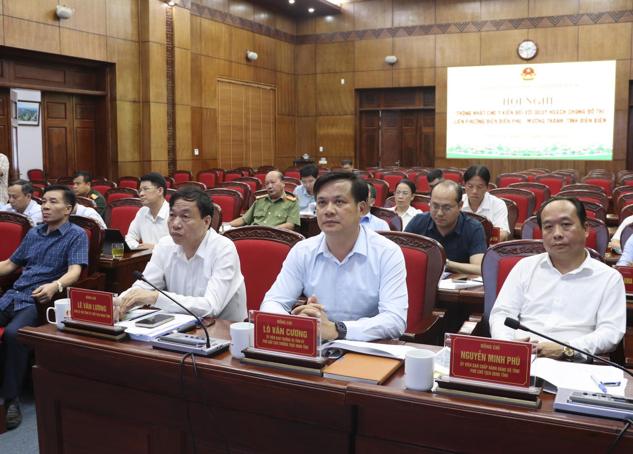 Các đại biểu tham dự cuộc họp (Nguồn ảnh: dienbien.gov.vn)