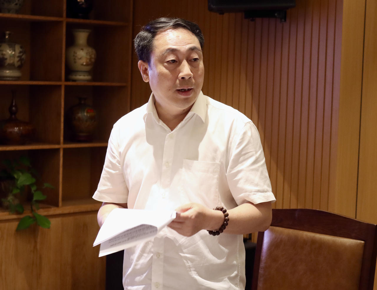 Cục trưởng Cục Đăng ký giao dịch bảo đảm và Bồi thường Nhà nước Lê Vệ Quốc phát biểu tại buổi thẩm định.