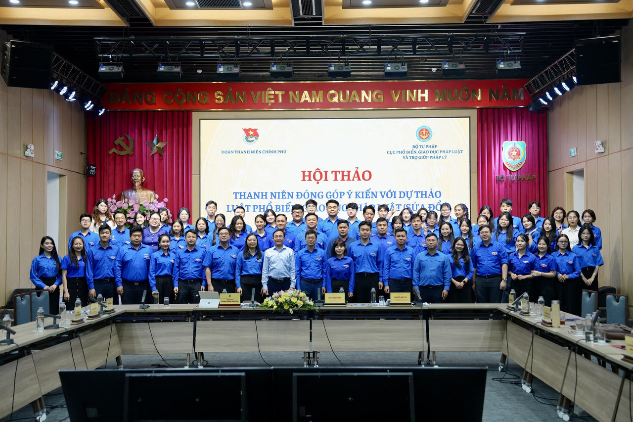 Thanh niên Chính phủ đóng góp ý kiến với dự thảo Luật Phổ biến, giáo dục pháp luật (sửa đổi)