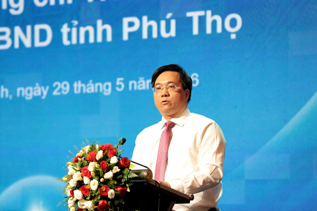 Chủ tịch UBND tỉnh Phú Thọ Trần Duy Đông phát biểu khai mạc.