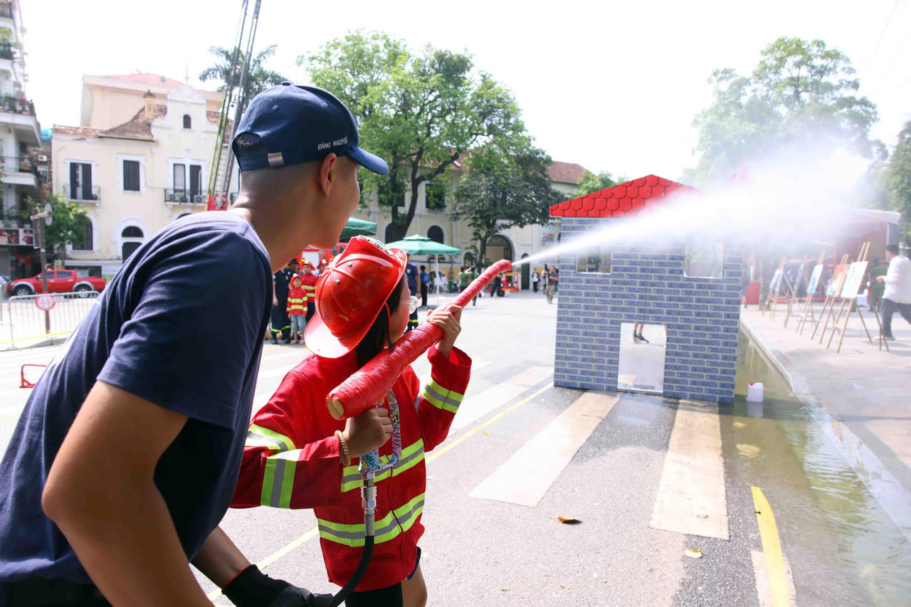Nhiều hoạt động trải nghiệm hấp dẫn hưởng ứng Cuộc thi sáng tạo video clip “Tổ quốc bình yên”
