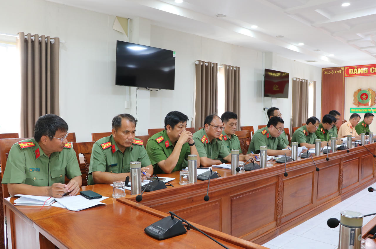 Đánh giá kết quả thực hiện Đề án xây dựng Phú Quốc thành 'Đơn vị kiểu mẫu về ANTT và văn minh đô thị'