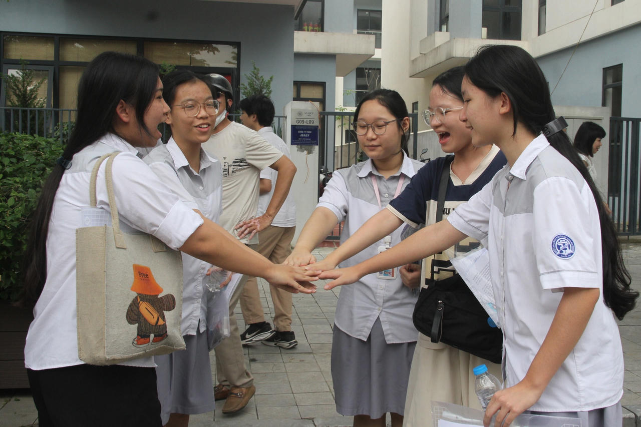 Thi vào lớp 10 ở Hà Nội, thí sinh hào hứng với đề Ngữ văn