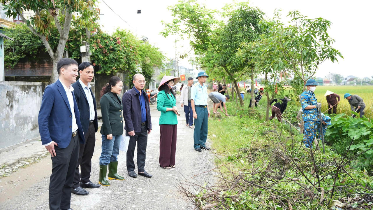 Một năm thực hiện mô hình chính quyền hai cấp ở Vinh Hưng: Trái ngọt từ sự đồng thuận