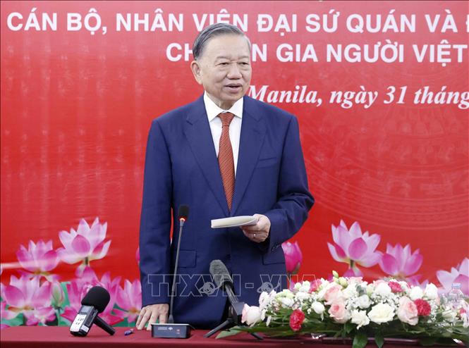 Tổng Bí thư, Chủ tịch nước Tô Lâm biểu dương những nỗ lực của cộng đồng người Việt tại Philippines trong việc hòa nhập vào xã hội sở tại, giữ gìn bản sắc văn hóa dân tộc, có các hoạt động thúc đẩy quan hệ kinh tế thương mại giữa hai nước- Ảnh: TTXVN