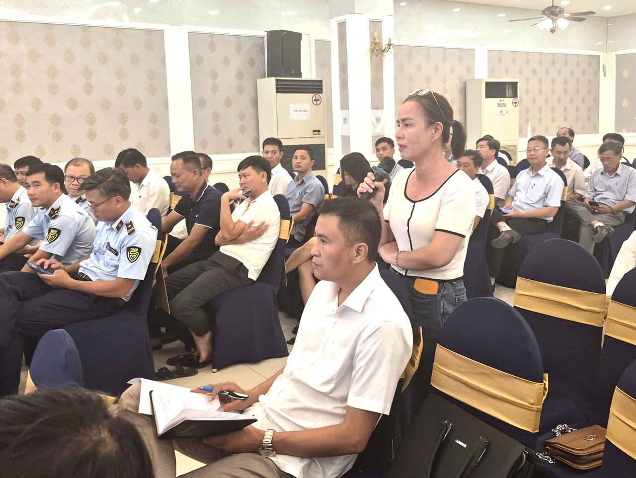Đại diện công ty xăng dầu Thủy Tân phát biểu tại Hội nghị