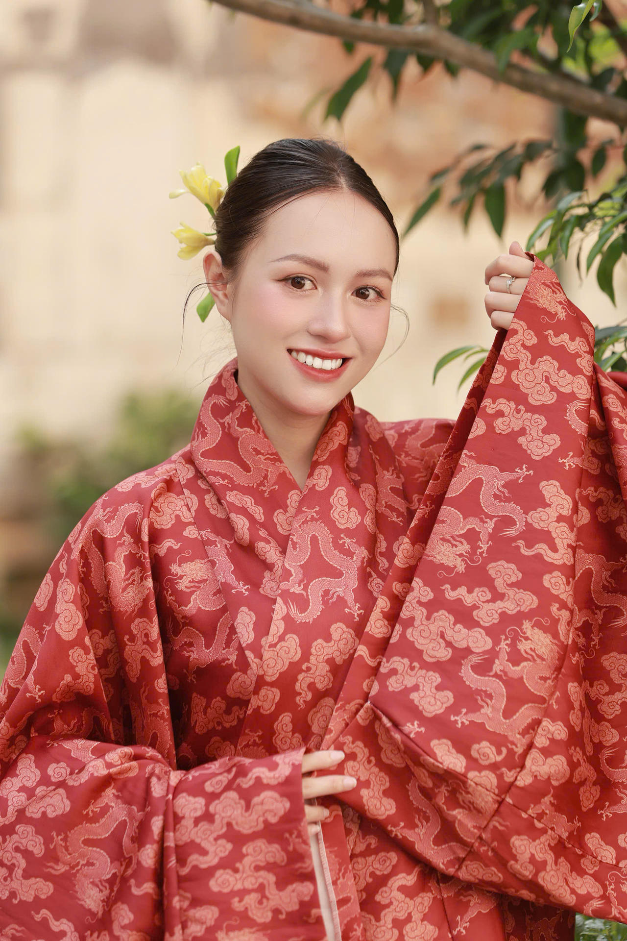 Những nụ cười, những bức ảnh lưu niệm và những lời chia sẻ chân thành đã trở thành minh chứng cho sức lan tỏa của sự kiện, góp phần đưa di sản văn hóa Việt đến gần hơn với thế hệ trẻ.