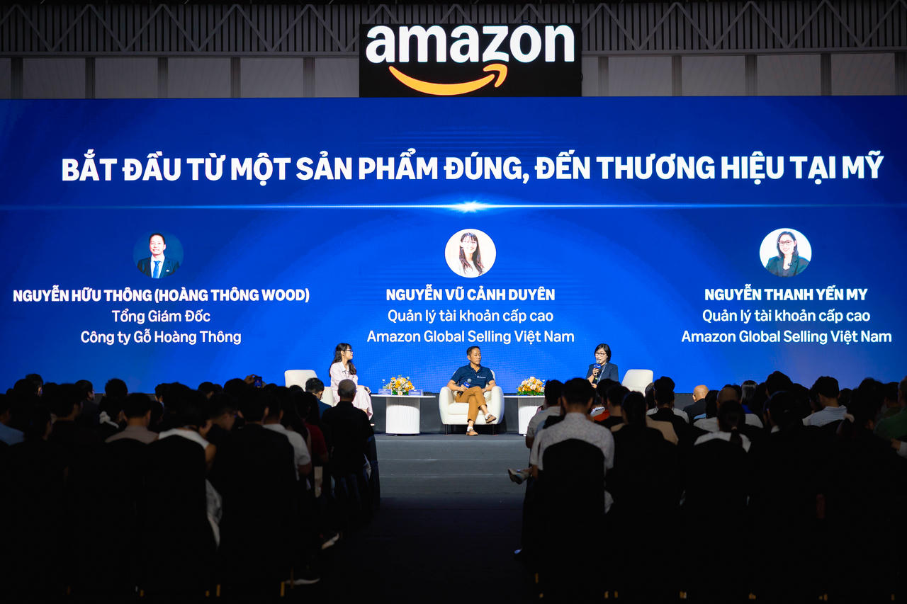 Tọa đàm thảo luận với chủ đề đưa sản phẩm và thương hiệu gỗ Việt ra toàn cầu
