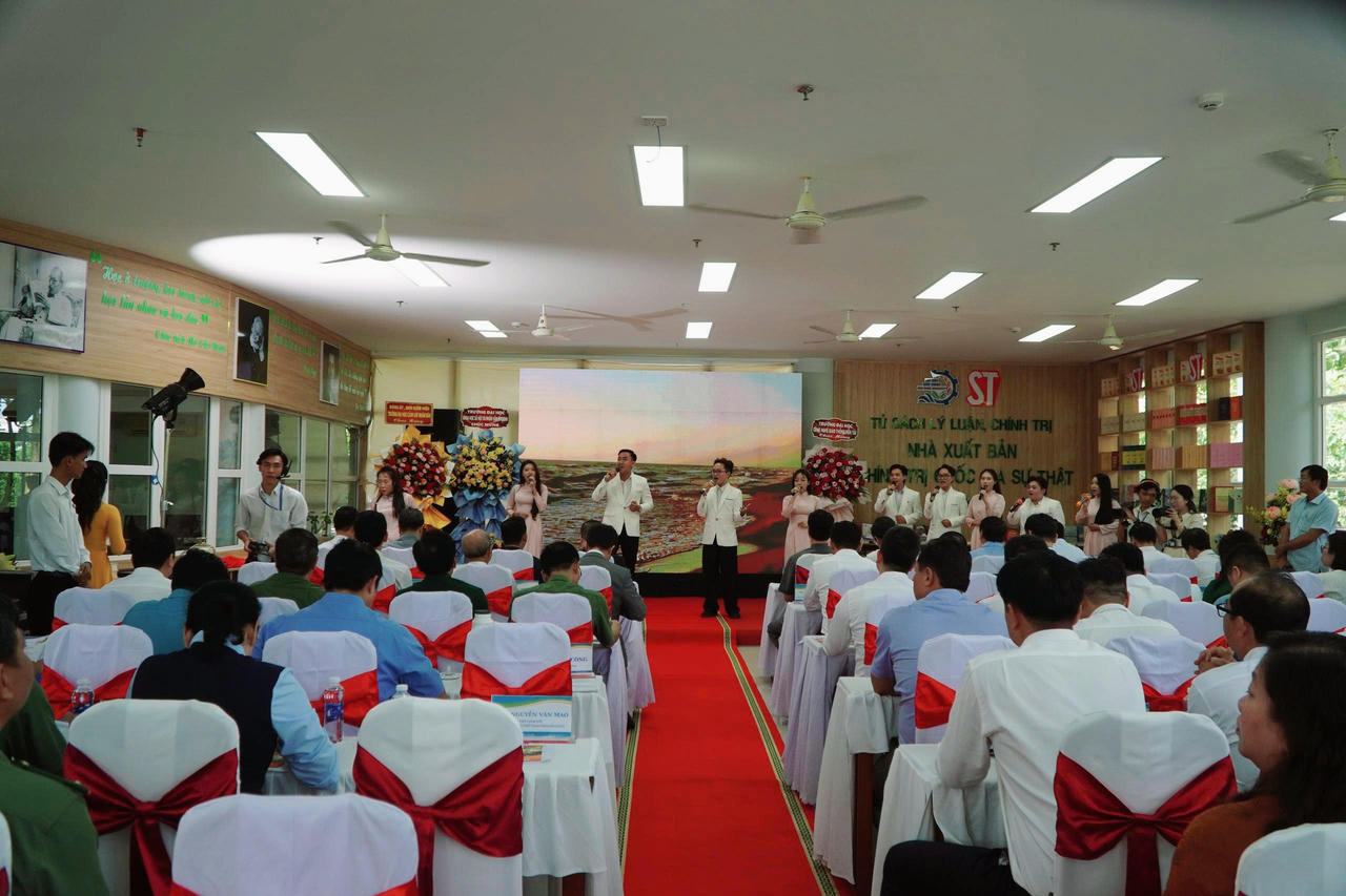 Quang cảnh buổi lễ