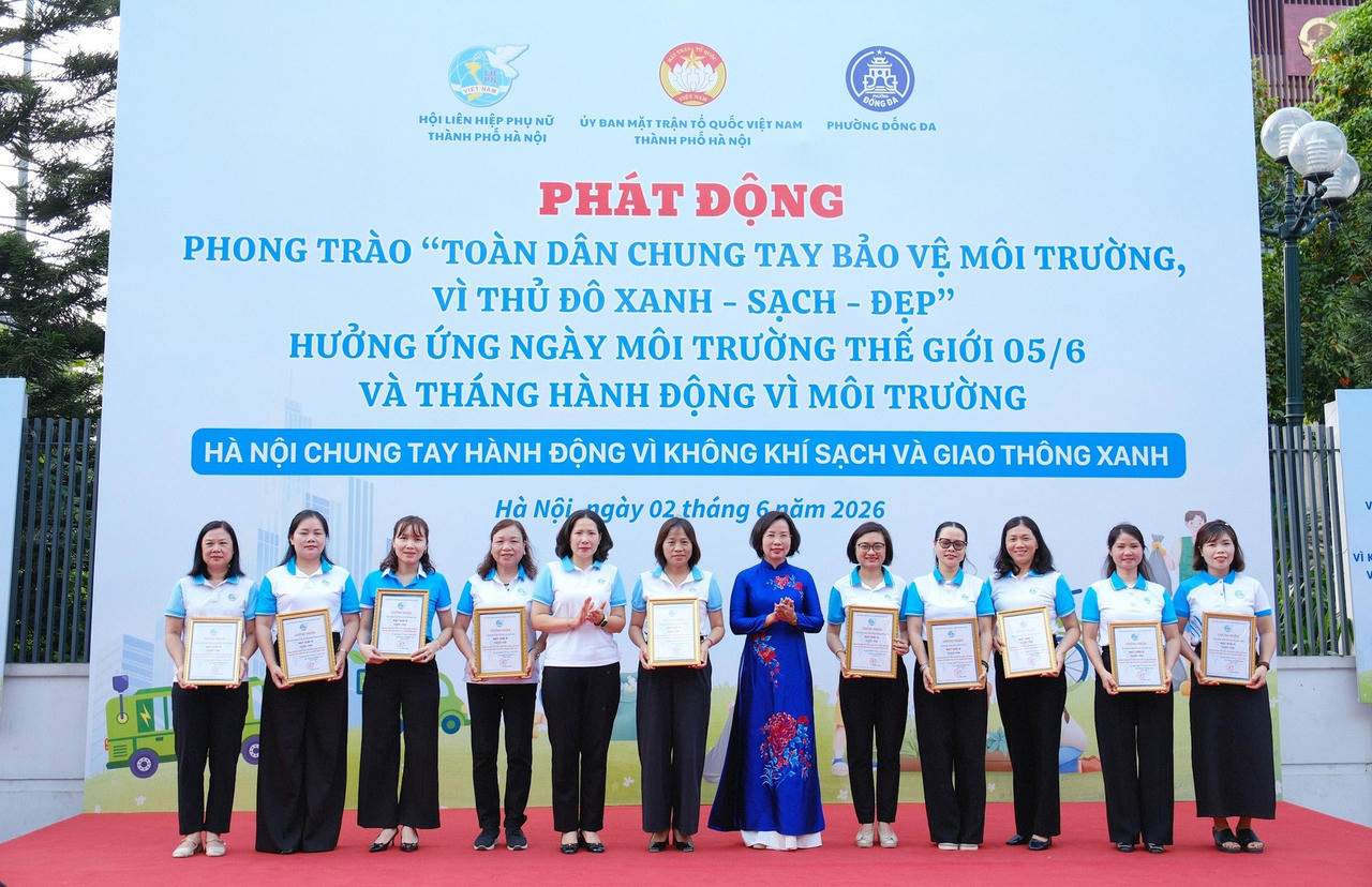 Phát huy vai trò phụ nữ trong phong trào toàn dân bảo vệ môi trường, vì Thủ đô xanh - sạch - đẹp