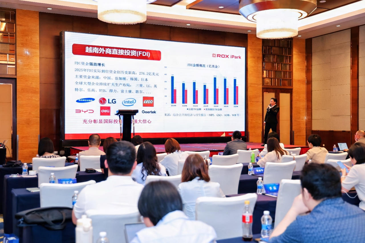 Đại diện ROX iPark chia sẻ về tiềm năng đầu tư vào Việt Nam trước các doanh nghiệp Tô Châu