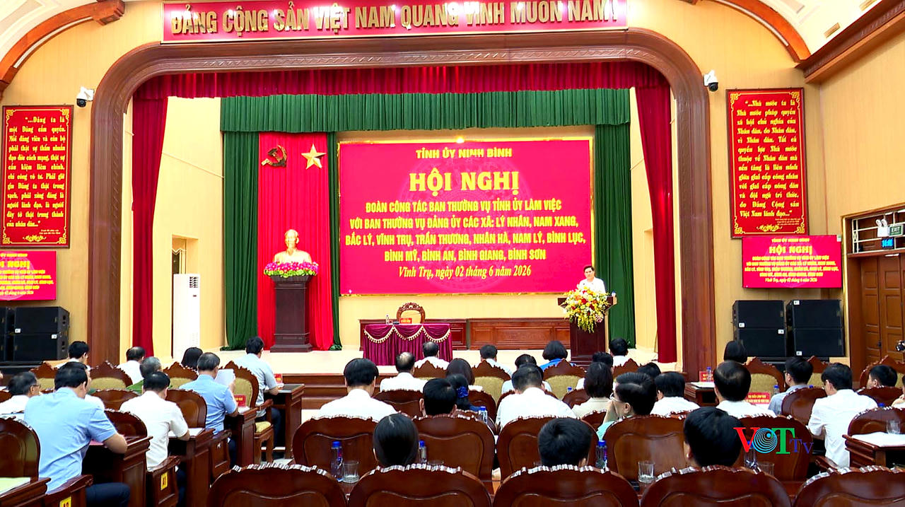 Hội nghị được tổ chức tại UBND xã Vĩnh Trụ, tỉnh Ninh Bình.