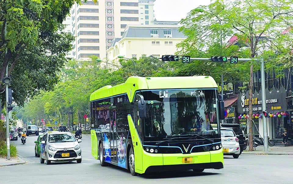 Hà Nội đề xuất phát triển giao thông xanh, từng bước hạn chế xe sử dụng nhiên liệu hóa thạch trong vành đai 1