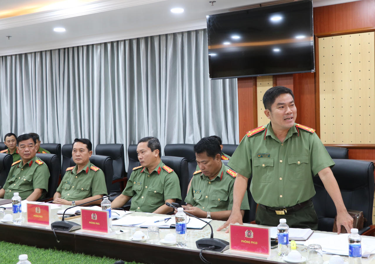 Công bố kết luận kiểm tra công tác Công an xã, phường, đặc khu thuộc Cụm Rạch Giá