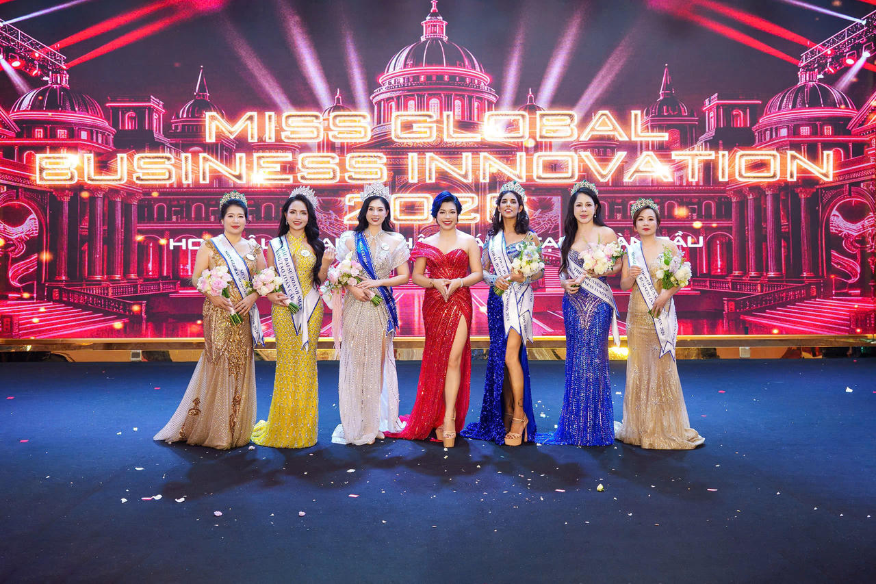 Bà Vũ Thị Thu Phương tham gia nhiều hoạt động kết nối doanh nhân và phát triển cộng đồng nữ lãnh đạo, nữ doanh nhân.