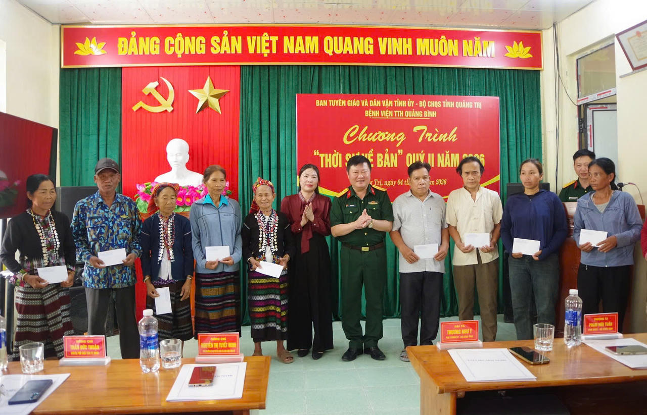 Đưa thời sự về bản, giữ vững trận địa tư tưởng ở vùng biên Quảng Trị