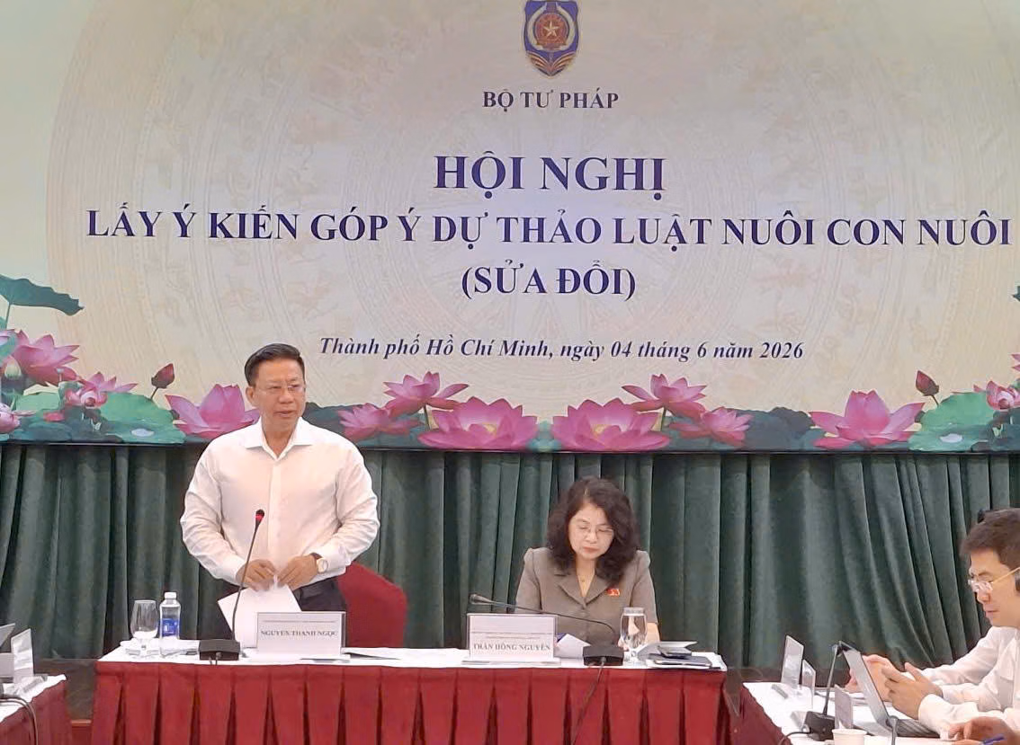 Ảnh đại diện bài viết: thứ trưởng 8Jun88 giải trí miễn phí nguyễn thanh ngọc - tổ trưởng tổ soạn thảo dự thảo luật nuôi con nuôi nhấn mạnh tầm quan trọng của hội nghị lấy ý kiến góp ý và yêu cầu tập trung một số nội dung cấp thiết, cần thiết (ảnh: bùi yên).
