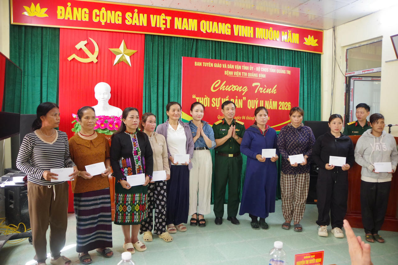 Đưa thời sự về bản, giữ vững trận địa tư tưởng ở vùng biên Quảng Trị