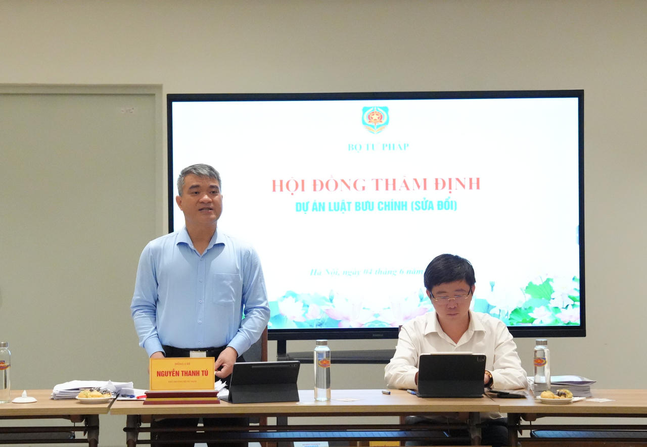 Thứ trưởng Nguyễn Thanh Tú và Thứ trưởng Bùi Hoàng Phương tại cuộc họp.