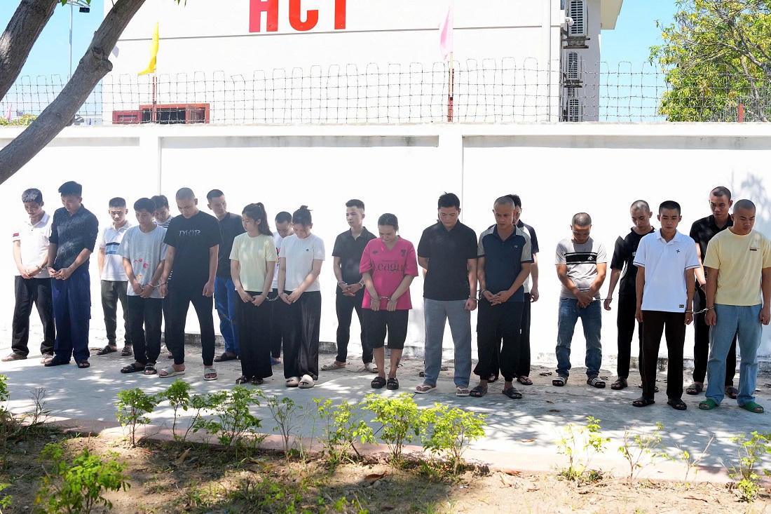 Bắt giữ 24 đối tượng giăng bẫy "tình ảo" lừa đảo hơn 36 tỷ đồng