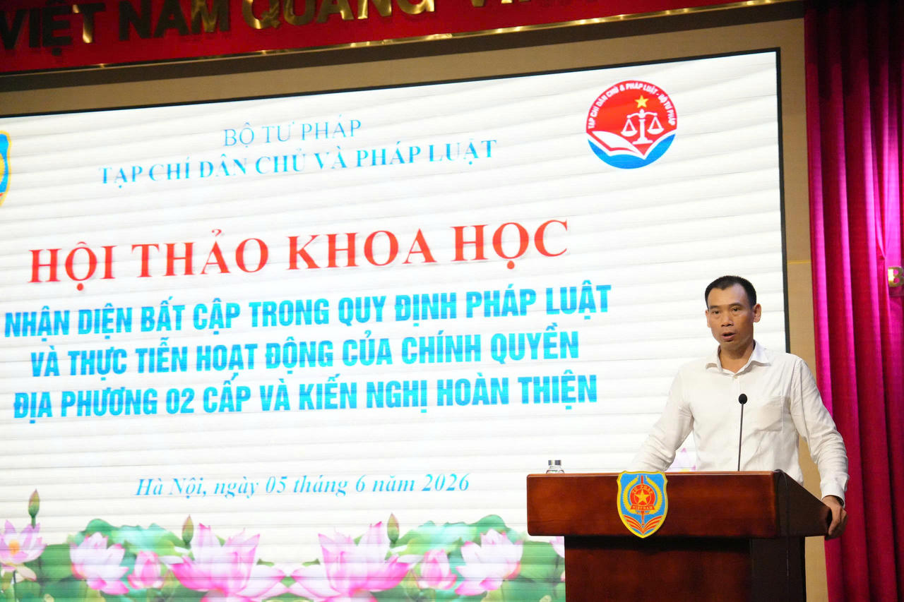 Tổng biên tập Tạp chí Dân chủ và Pháp luật Trương Thế Côn phát biểu