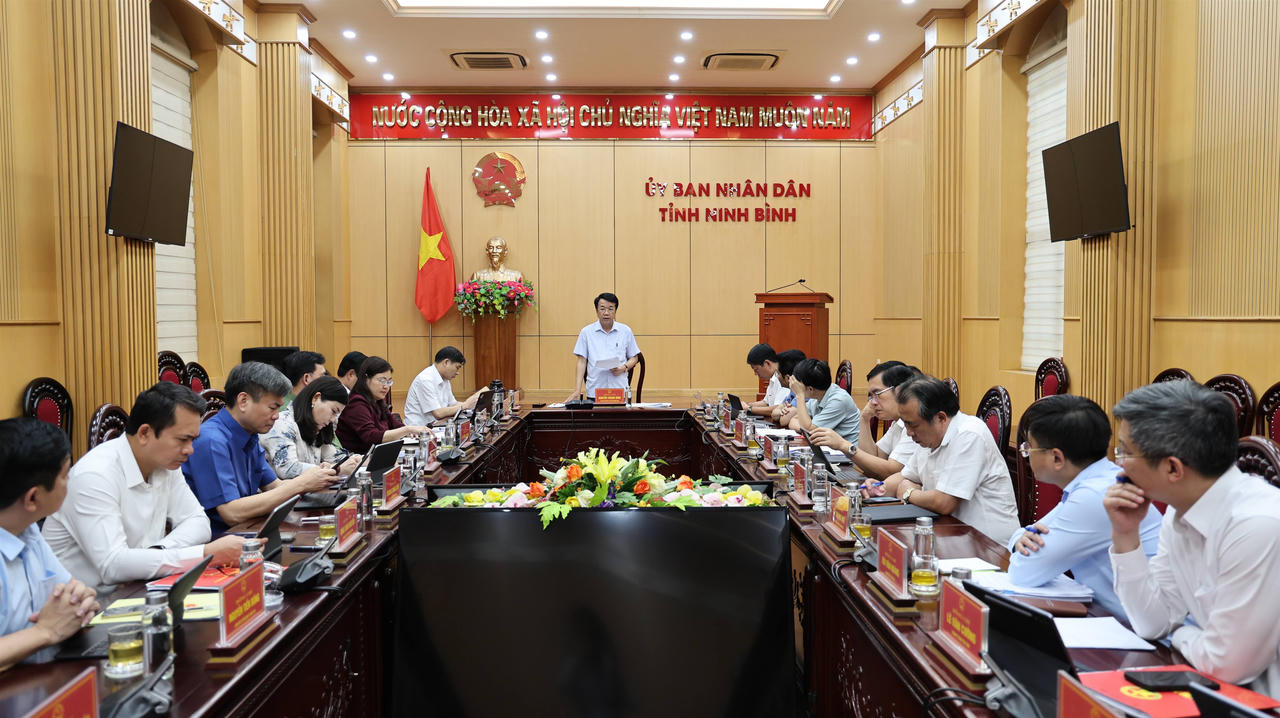 Ninh Bình quyết tâm giữ vững mục tiêu tăng trưởng hai con số