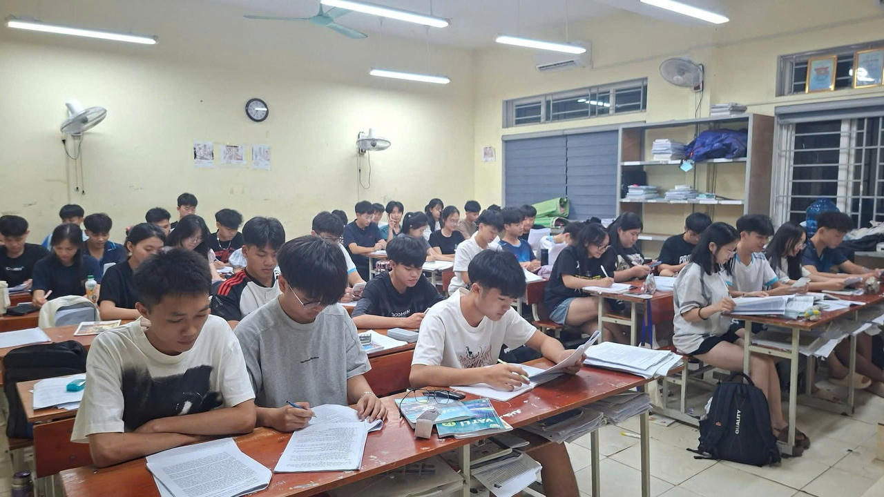 Tập trung giải bộ đề