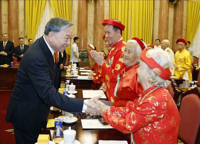 Tổng Bí thư, Chủ tịch nước Tô Lâm và các đại biểu. Ảnh: Thống Nhất/TTXVN